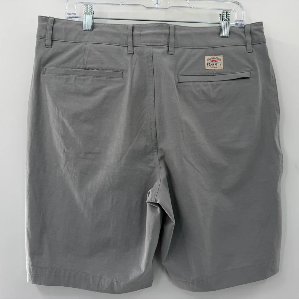 Faherty Men's Drawstring Gray Bermuda Shorts Size 34 Comfort Casual